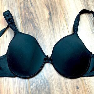 Rampage Intimates. Black padded T-shirt bra Plunge. 38D